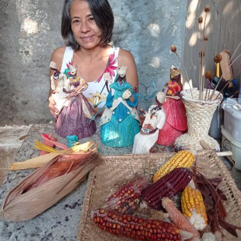 Mestra Alice Oliveira Mestra Alice Oliveira