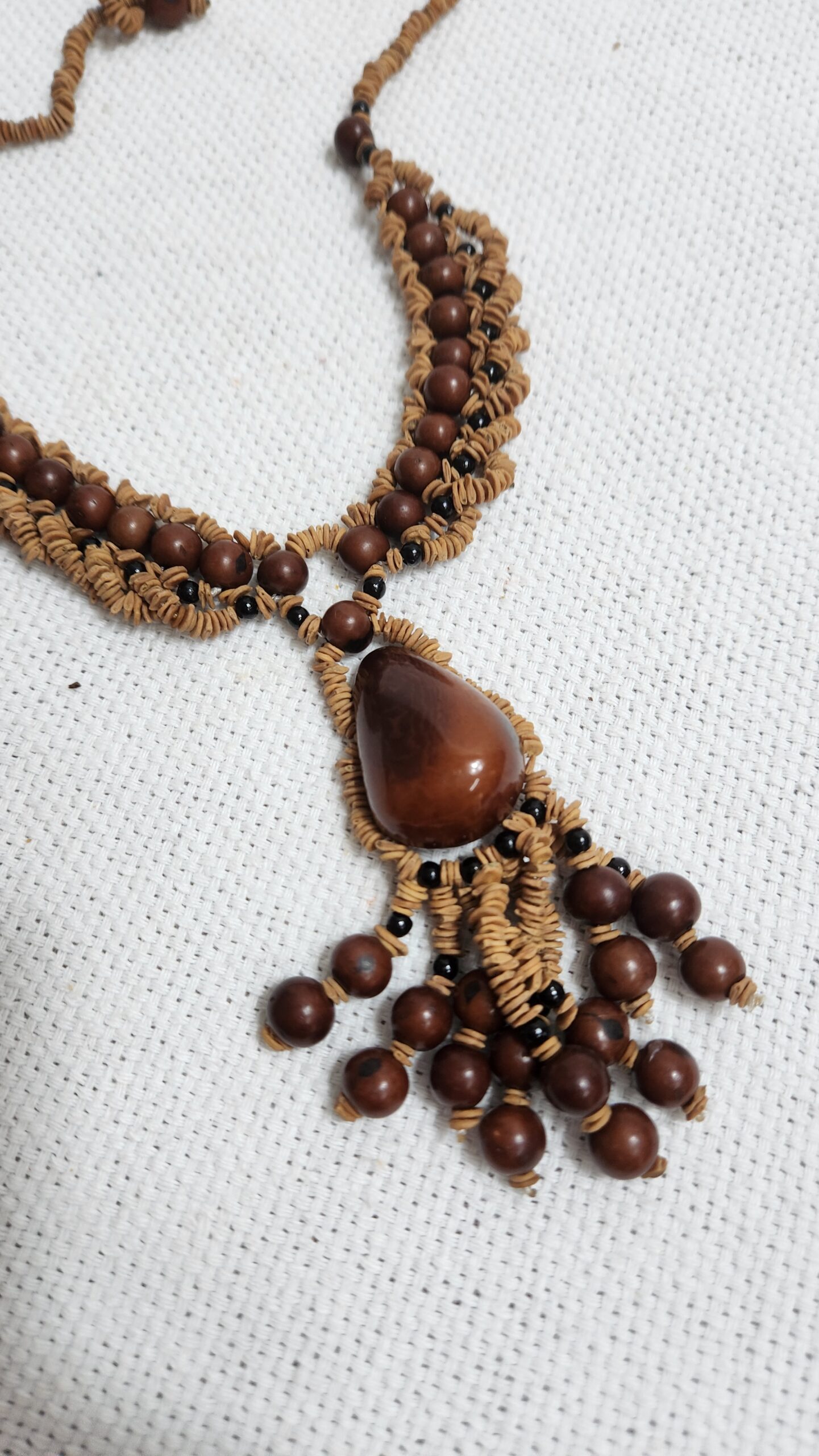 colar_biojoia_artesanal_artesanato_sementes_pingente_jarina_morototo_açai_amazonia__81_ (1)