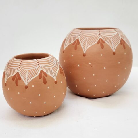 Conjunto Vasos Bola Cerâmica Jequitinhonha – Bege Renda