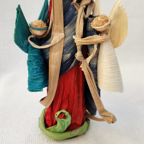 Escultura em palha de milho – Nossa Senhora Desatadora