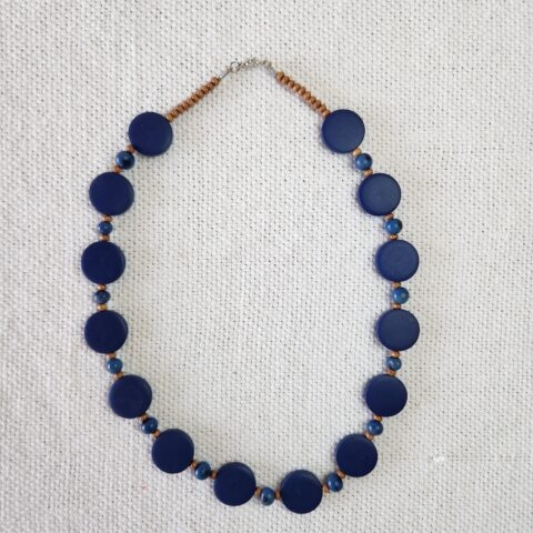 Colar Madeira com Açaí – Azul Escuro (P)