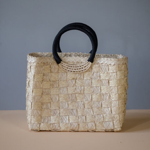 Bolsa de palha de Carnaúba forro Preto