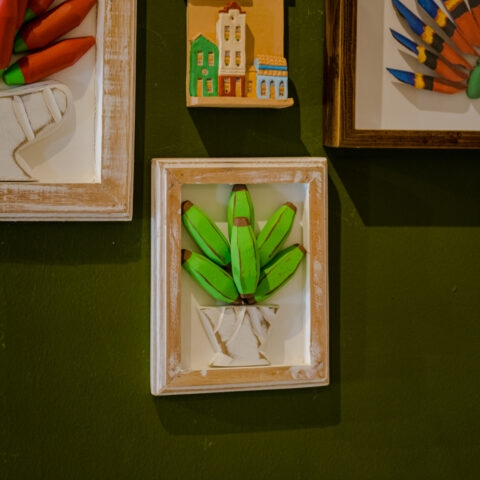 Quadro de madeira Banana Verde P