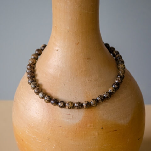 Colar com Bolinhas de Jarina – Marrom