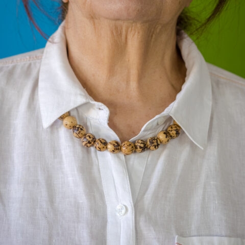 Colar com Bolinhas de Jarina – Marfim