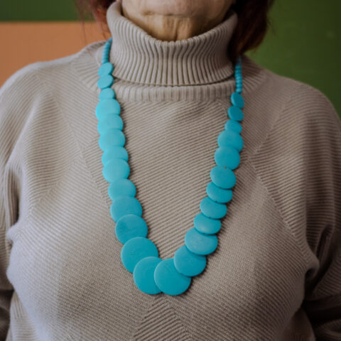 Colar de Madeira – Azul Turquesa