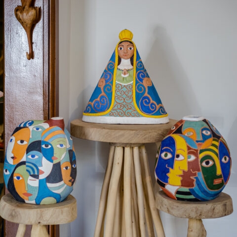 Escultura de Cerêmica Nossa Senhora Jan Araujo