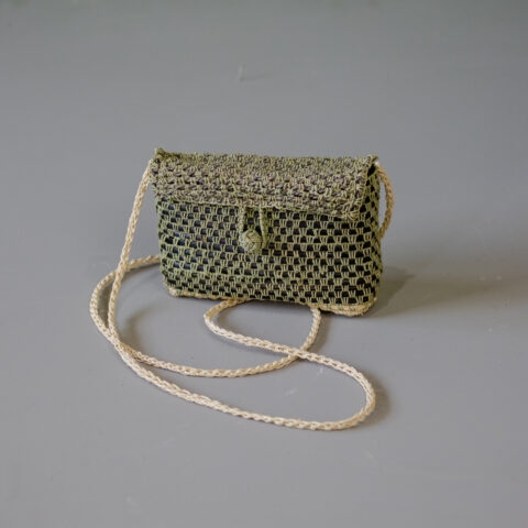 Bolsa indígena Guarani de mão – B2