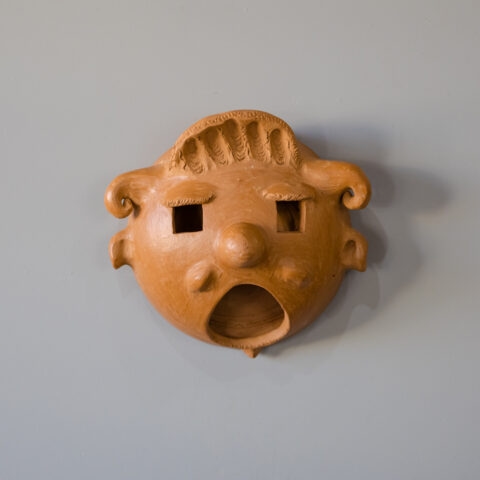Máscara de Parede de Cerâmica – G5