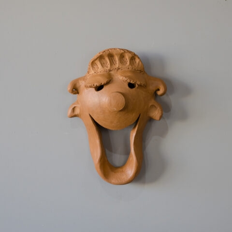 Máscara de Parede de Cerâmica – P4