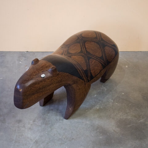 Banquinho Indígena Mehinako Capivara