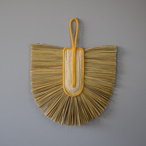 Cocar Decorativo Palha e Corda – Amarelo
