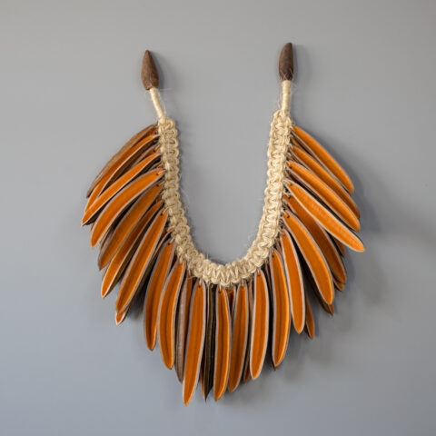 Colar Decorativo Sementes Ipê – Laranja