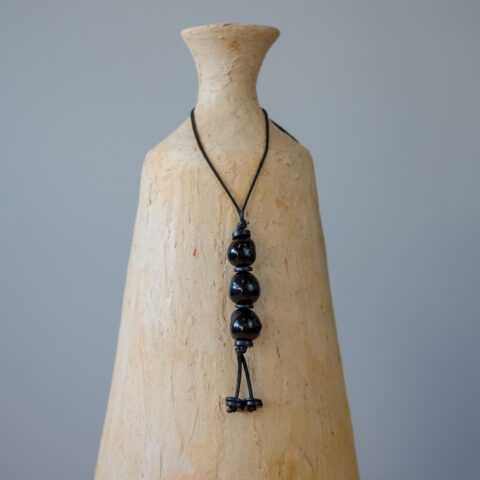 Colar 3 Paxiubas – Preto
