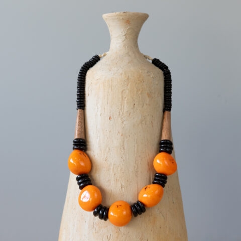 Colar de Jarina com Coco – Laranja