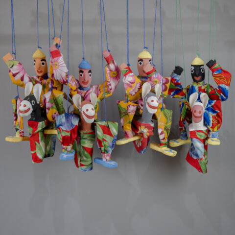 Marionete Cavalinho Cinza Mestre Miro