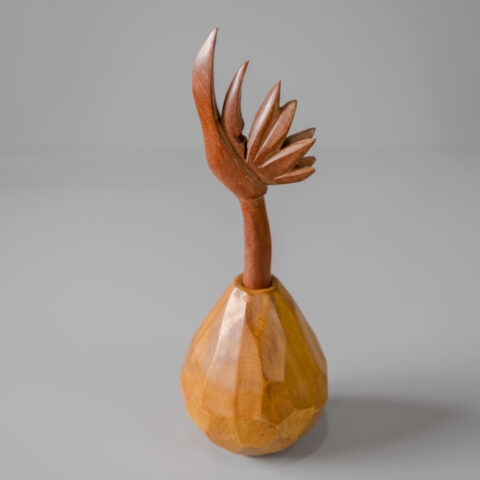 Vaso de Madeira com Helicônia (P)