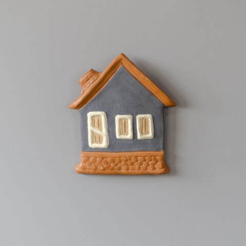 Casinha de Cerâmica de Parede (G) – Cinza