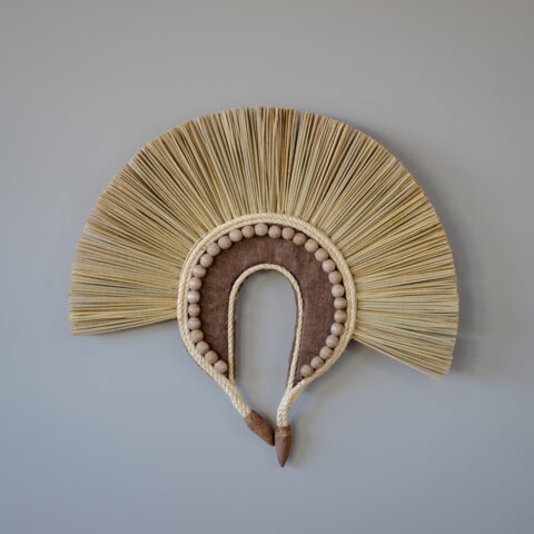 Cocar Decorativo Palha e Sisal – Marrom