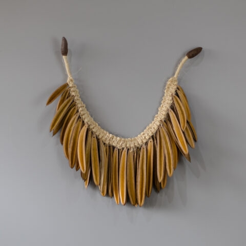 Colar Decorativo Sementes Ipê – Amarelo