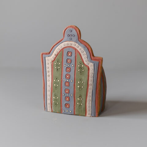 Escultura de Cerâmica Chapéu de Guerreiro – C2