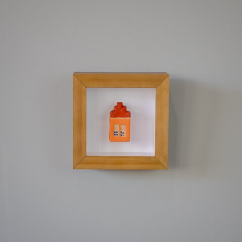 Quadro Casinha de Cerâmica – Laranja