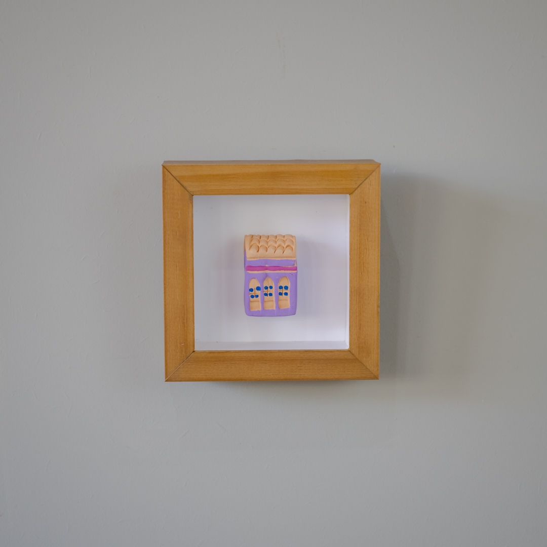Quadro_Casinha_de_CerC3A2mica_Lilas-1-1.jpg