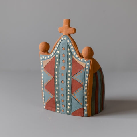 Chapéu de Guerreiro de Cerâmica – Irailda de Capela C4