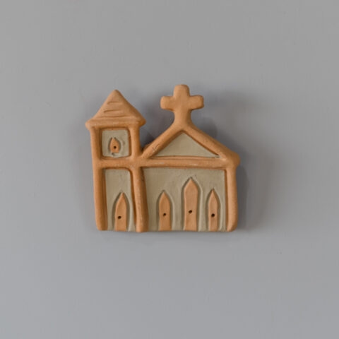 Igrejinha de Parede em Cerâmica Família Nazaré – Bege