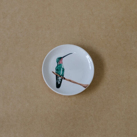 Prato de Cerâmica Beija-flor de Banda Branca (P)