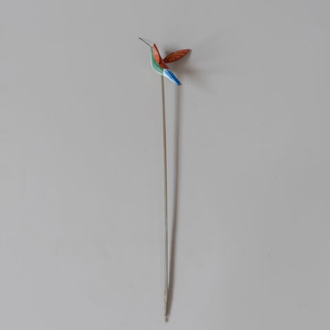 Beija-Flor em Madeira Caiçara com Estaca (G)