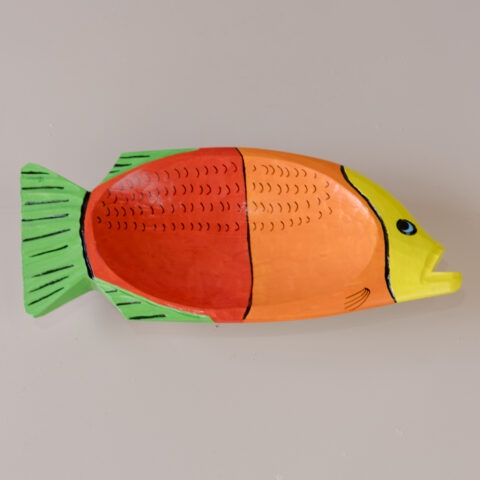 Gamela de Peixe em Madeira Caiçara (G1)