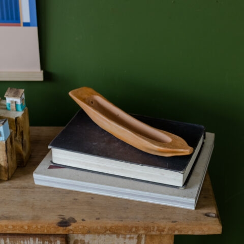 Incensário Canoa em Cerâmica – Família Nazaré