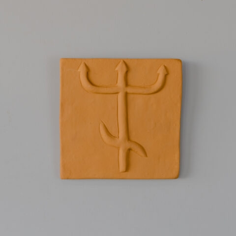 Placa de Parede em Cerâmica Exu