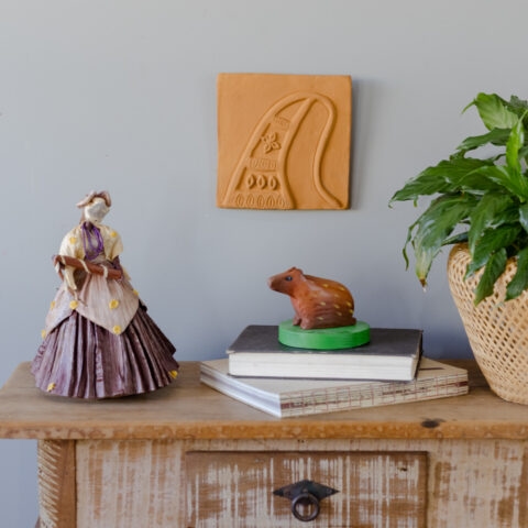 Placa de Parede em Cerâmica Nanã Buruquê