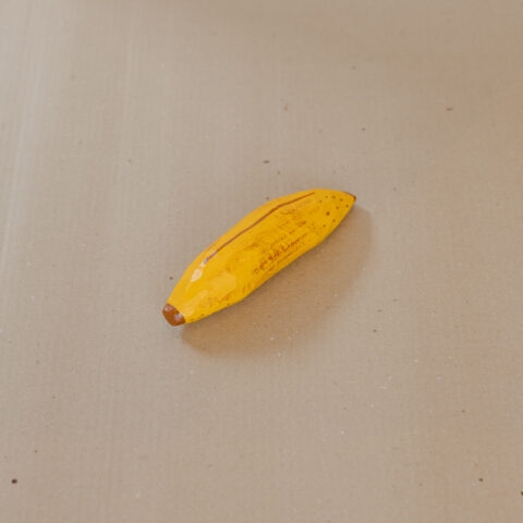 Banana Decorativa em Madeira Caiçara