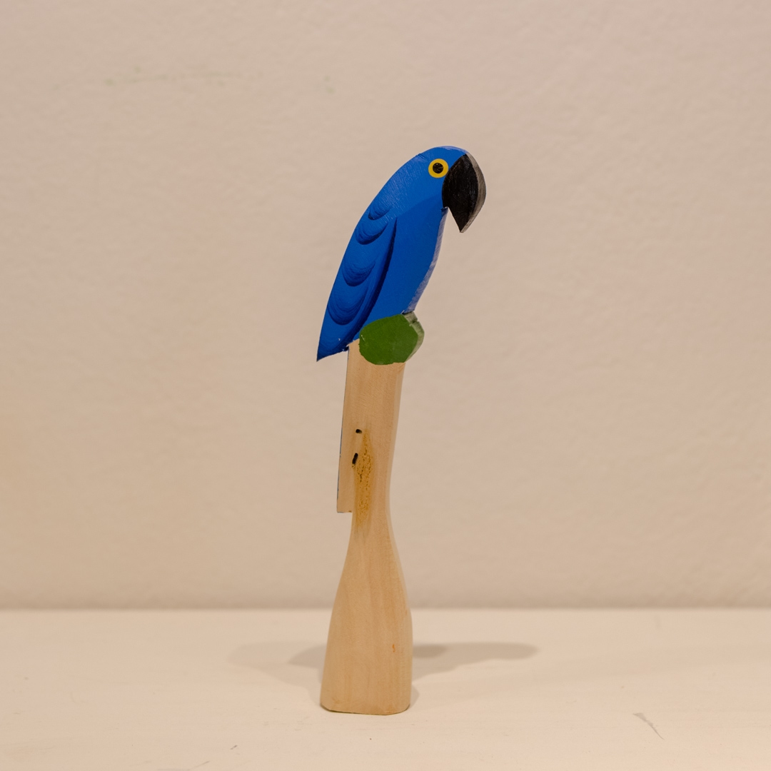 Macerador_em_Madeira_Arara_Azul_1.jpg