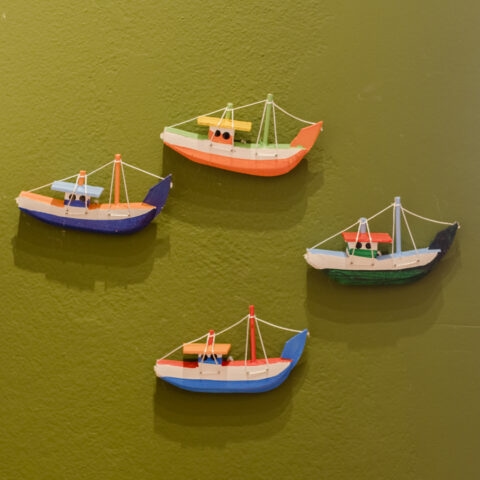 Barquinho de Madeira Para Parede – Verde