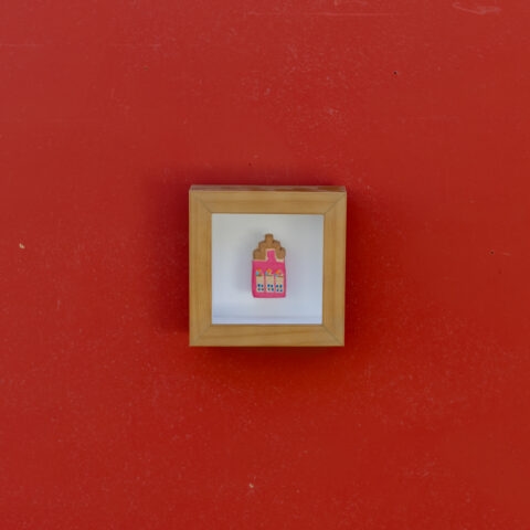 Quadro Casinha de Cerâmica – Rosa
