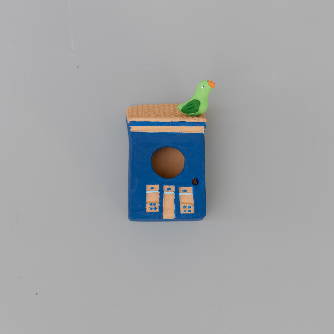 Casa_de_Passarinho_para_parede_Azul_Royal_2.jpg