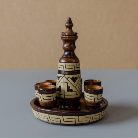 Conjunto de Licor em Cerâmica Marajoara