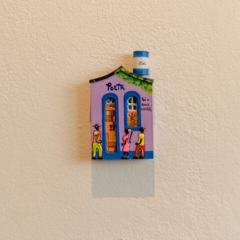 Casinha de Parede Poeta